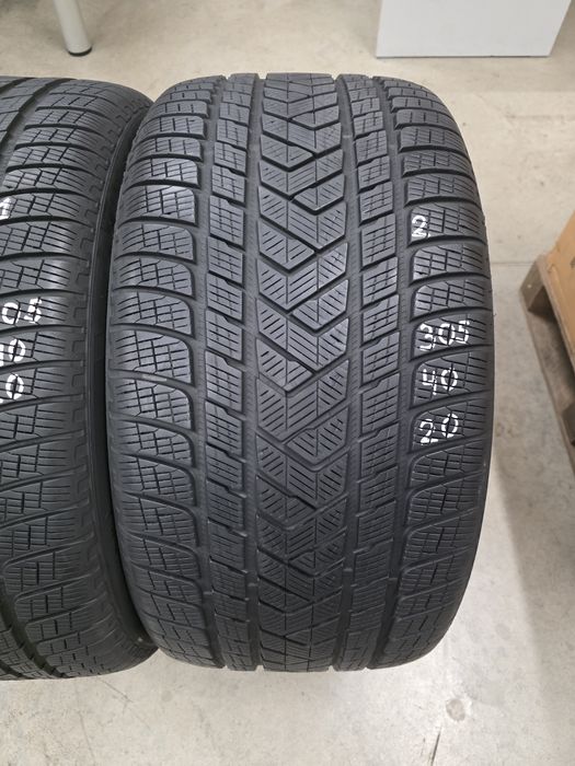 305/40/20 112V 2бр.PIRELLI WINTER-RUN FLAT-Неразличими от НОВИ