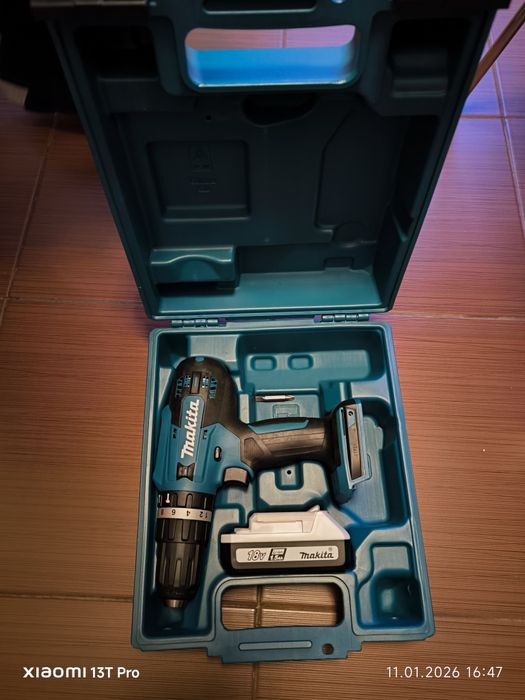 Bormașină acumulator Makita