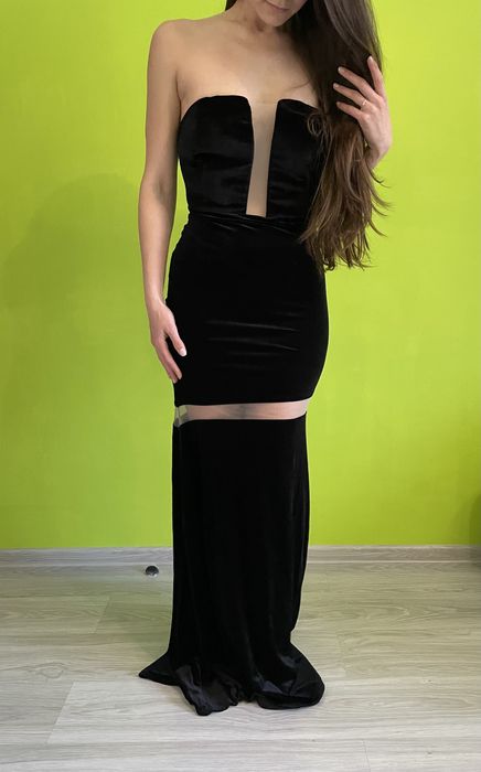 Елегантна дълга рокля