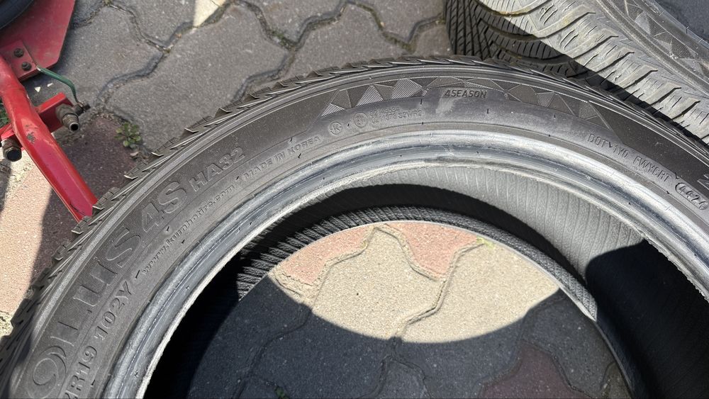 2 anvelope Kumho Solus 4S HA32, 245/45/ZR19 102Y, all season, Dot 44/24