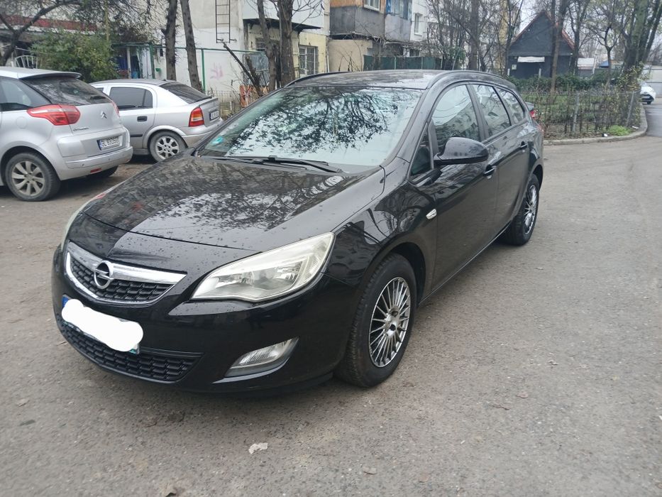 Opel Astra An 2011