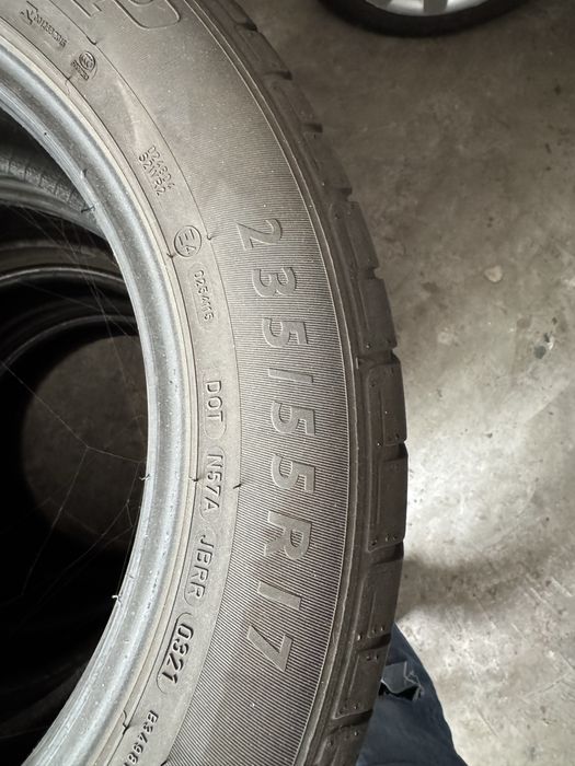 Anvelope Dunlop Sport 01 235 55 R17
