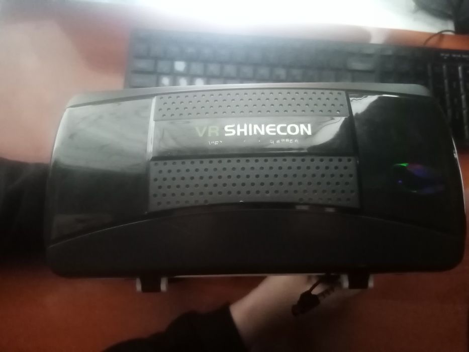 VR очки продаётся