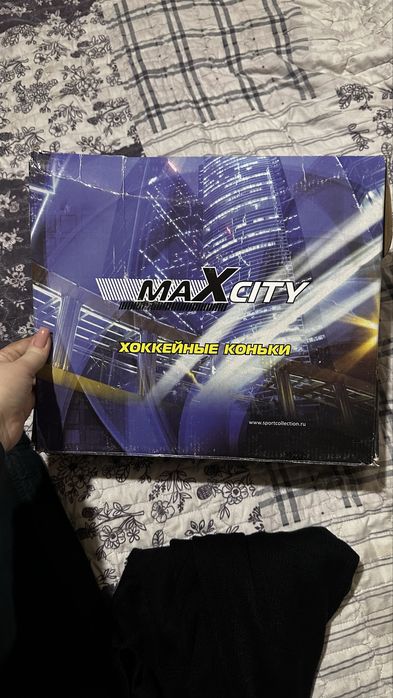 Продам детские коньки