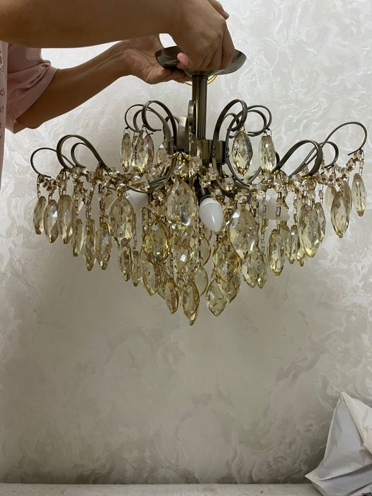 Люстра для зала, гостиной