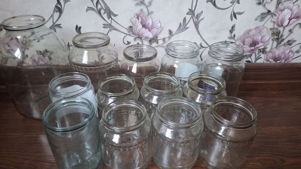 Продам банки 27 шт