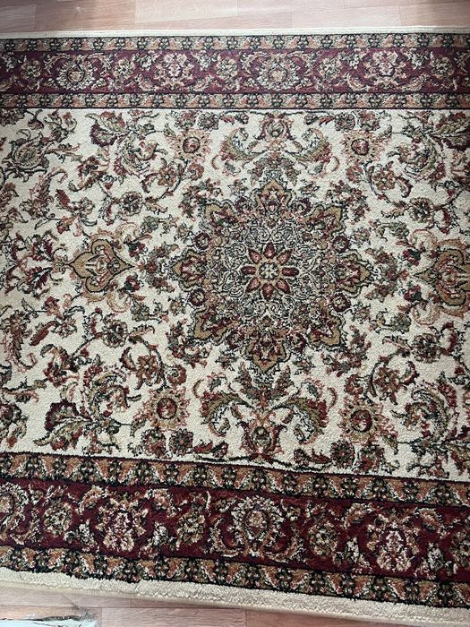 Длинный коврик шерстяной