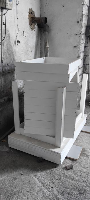 Столы кухонные новые