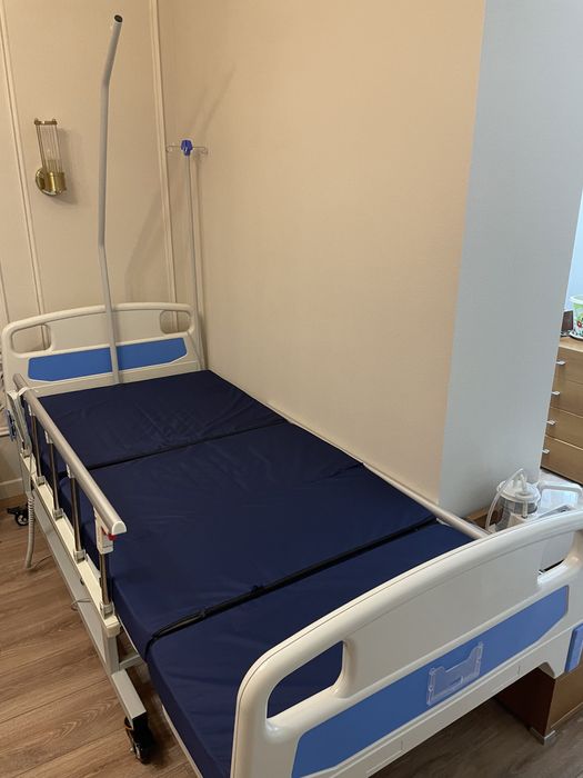 Продам медицискую кровать