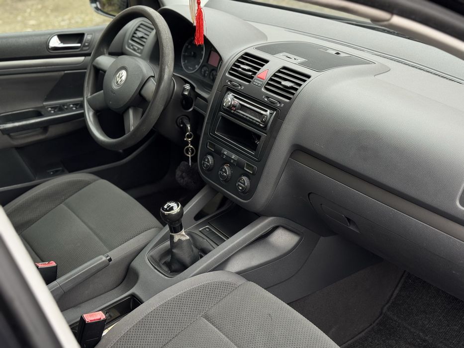 VOLKSWAGEN Golf 2004 — imagine 3