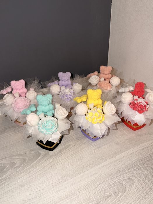 Ръчно изработени ароматни свещи и сапуни