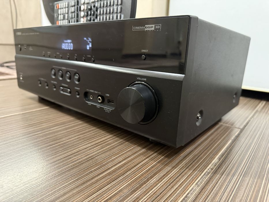 Yamaha RX-V473 resiver