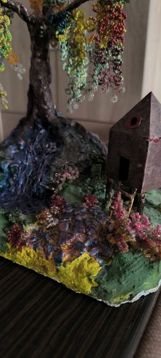 Статуэтка из глины и бисера за шоколадку