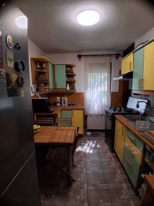 Apartament de 3+1 camere, cu intrare separata si terasa, in Targu Mures, Cartier Unirii
