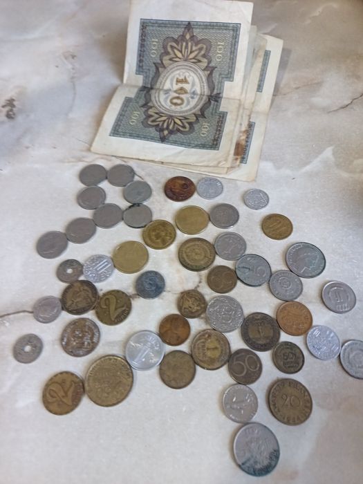 Mondede vechi aștept oferte
