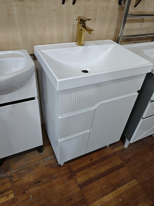 Раковина с тумбой rakvina