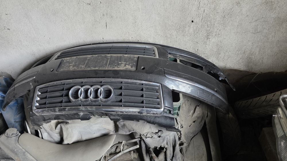 Предна решетка, капак, броня ,джанти и гуми за Ауди А8