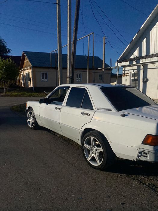 Продаю Mercedes Benz 190