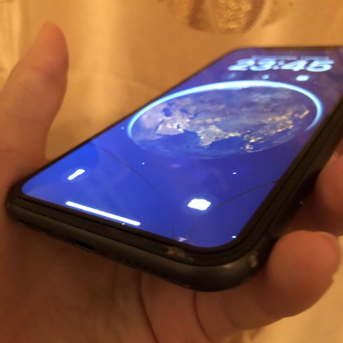 Айфон 11 64 гиг 78% акб