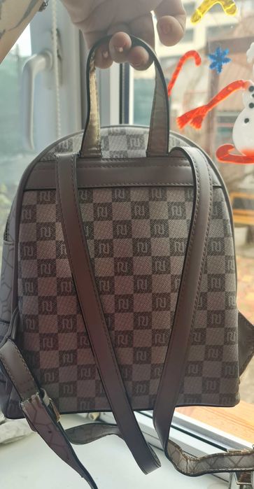 Gentuta River Island