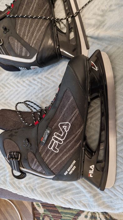 Patine Fila marimea 47 stare nou