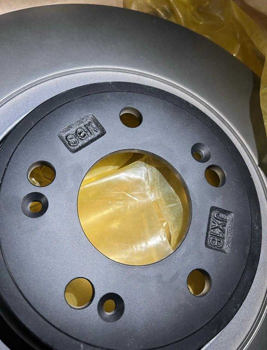 Передние тормозные диски Genesis GV80 оригинал