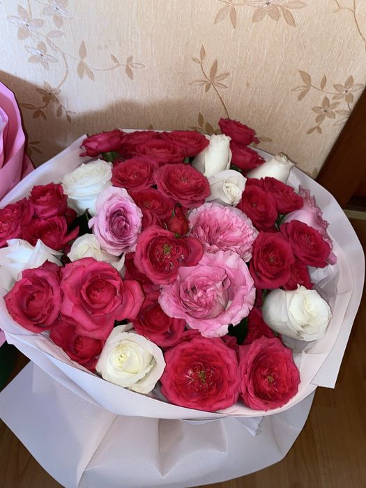 Свежие букеты цветов