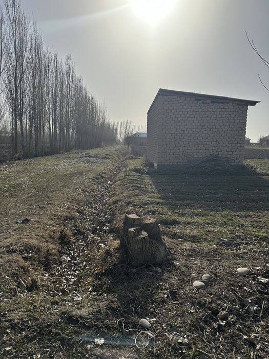 Участка турар жой кадастр хужатлари бор сув ва свет доимий