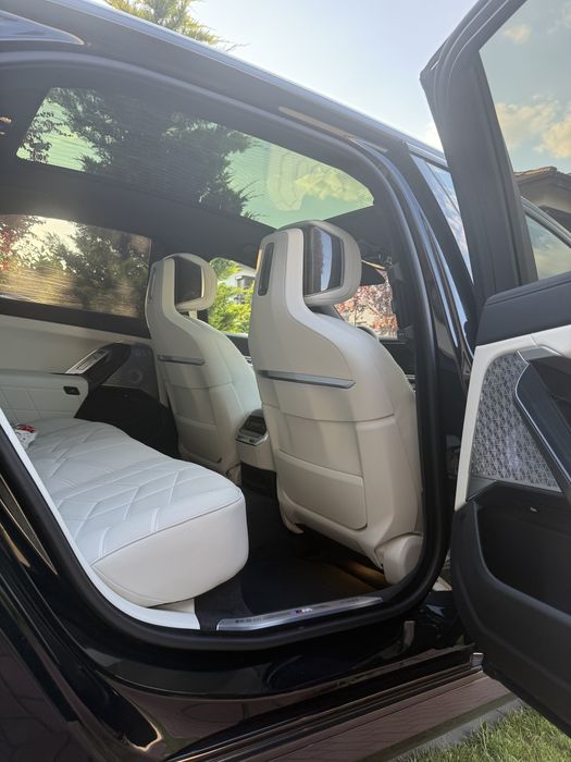 Bmw 740 D an 2026 km 1200 RAR  FĂCUT  SI CARTE  DE RO