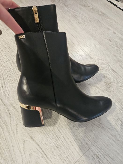 Sale 160! Елегантни боти DKNY