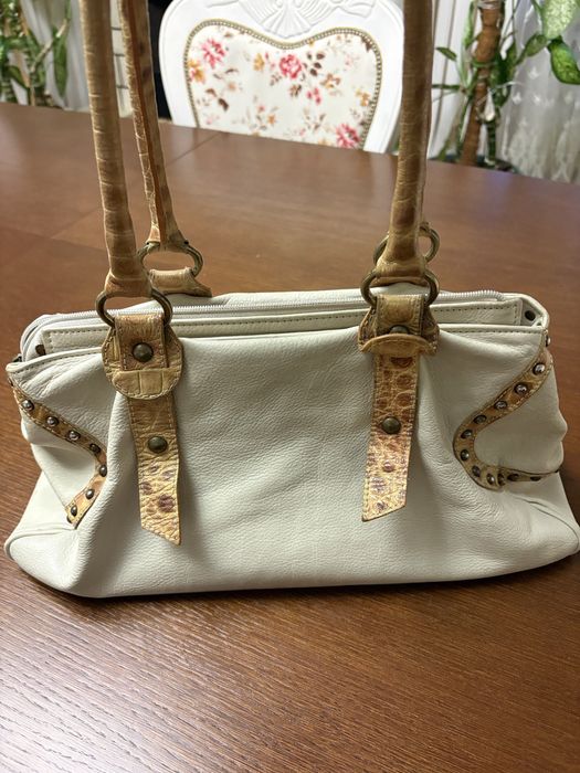 Продам сумку из натуральной кожи