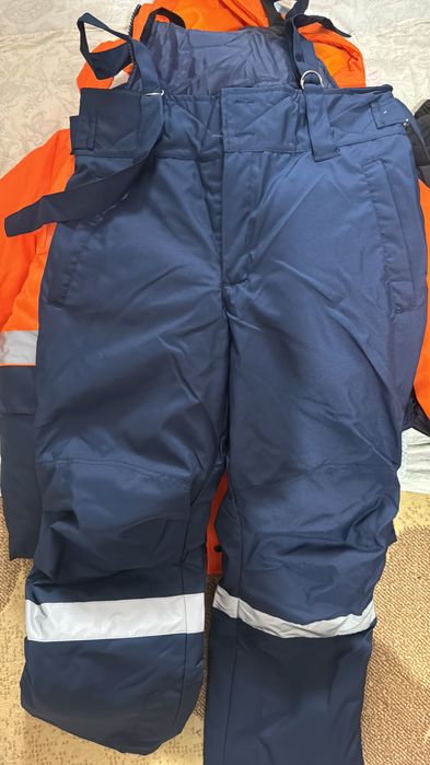 Спец одежда , зимняя куртка и штаны