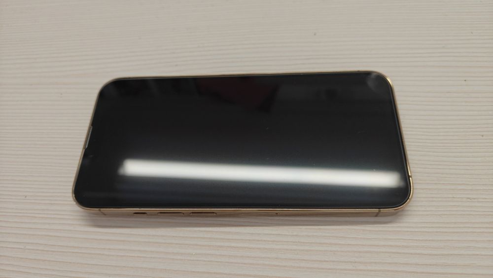iPhone 13 pro gold