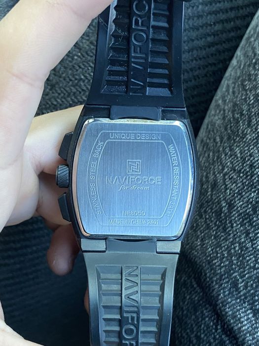 Продам часы NAVIFORCE NF8050