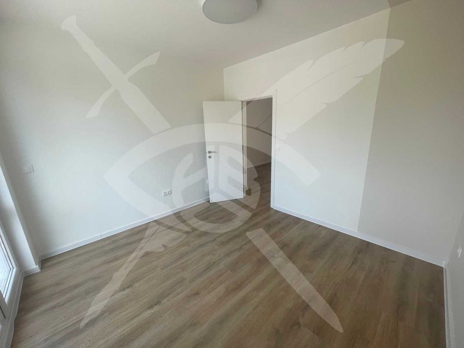 Продава се Тристаен апартамент в Свети Влас - 80 кв.м за 1113 €/кв.м - Снимка #2