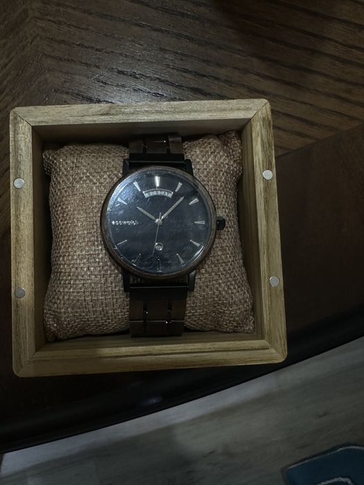 Часы Ecowatch aidyn новые в пленке