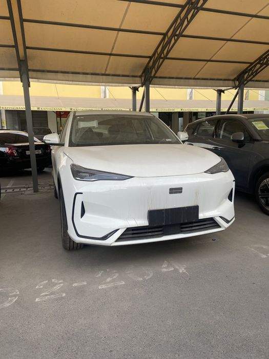 Geely e5 ev (440 km)
