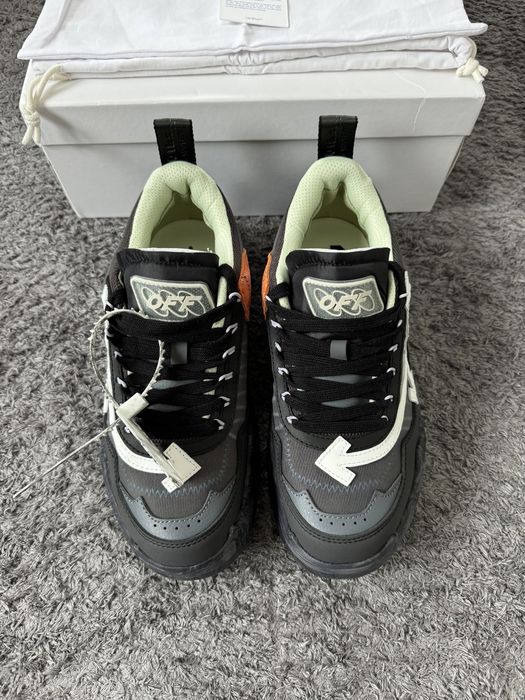 Off-White Odsy-1000 Dark Grey