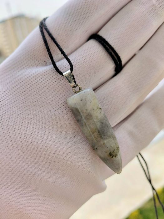 Кулоны  Камень Лабродор.