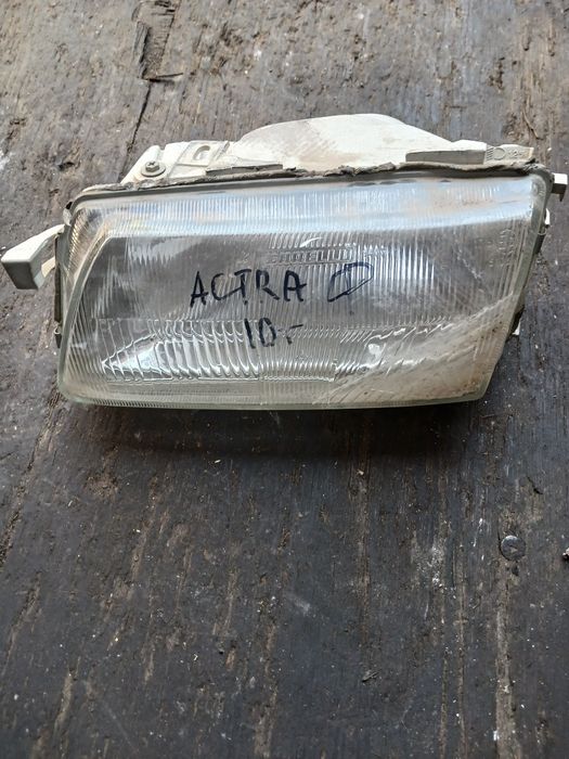Фара Опель Астра Ф