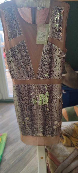 Rochie BSB cu paiete aurii superba