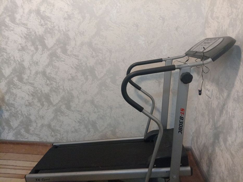 Беговая дорожка.