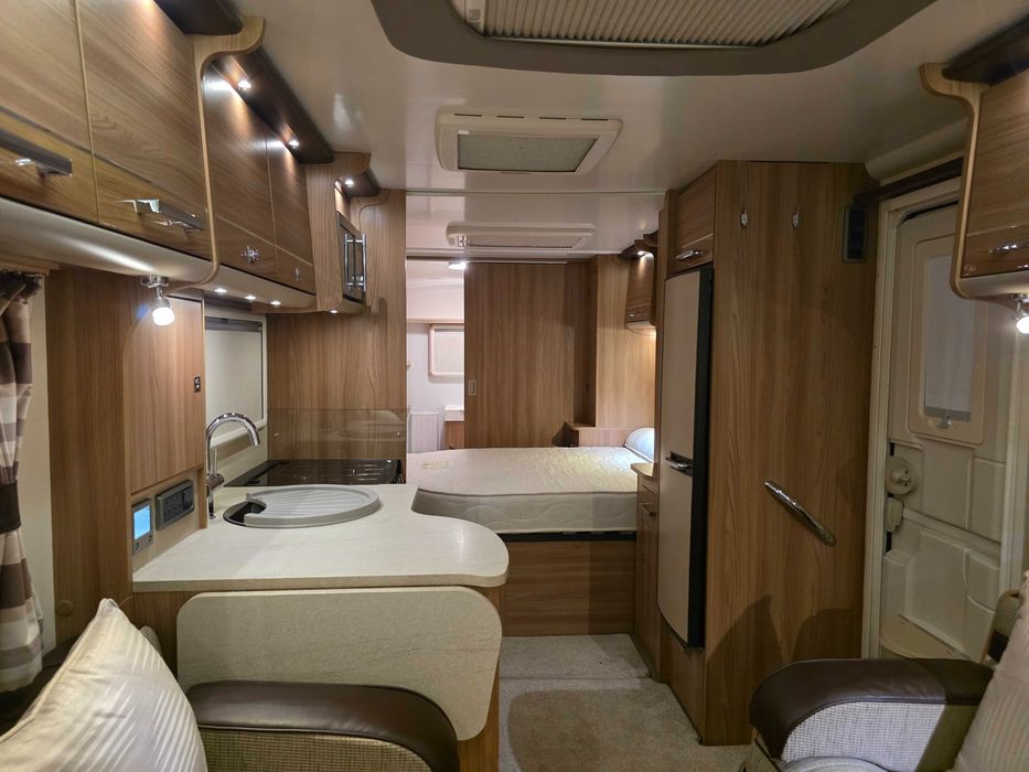 Каравана Bailey Unicorn Vigo 2015