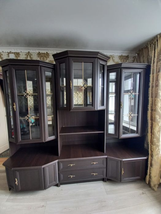 Стенка, горка в гостинную