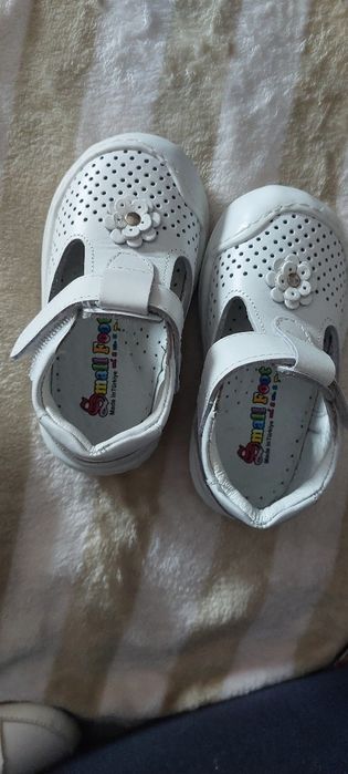 Pantofiori din piele - marimea 20