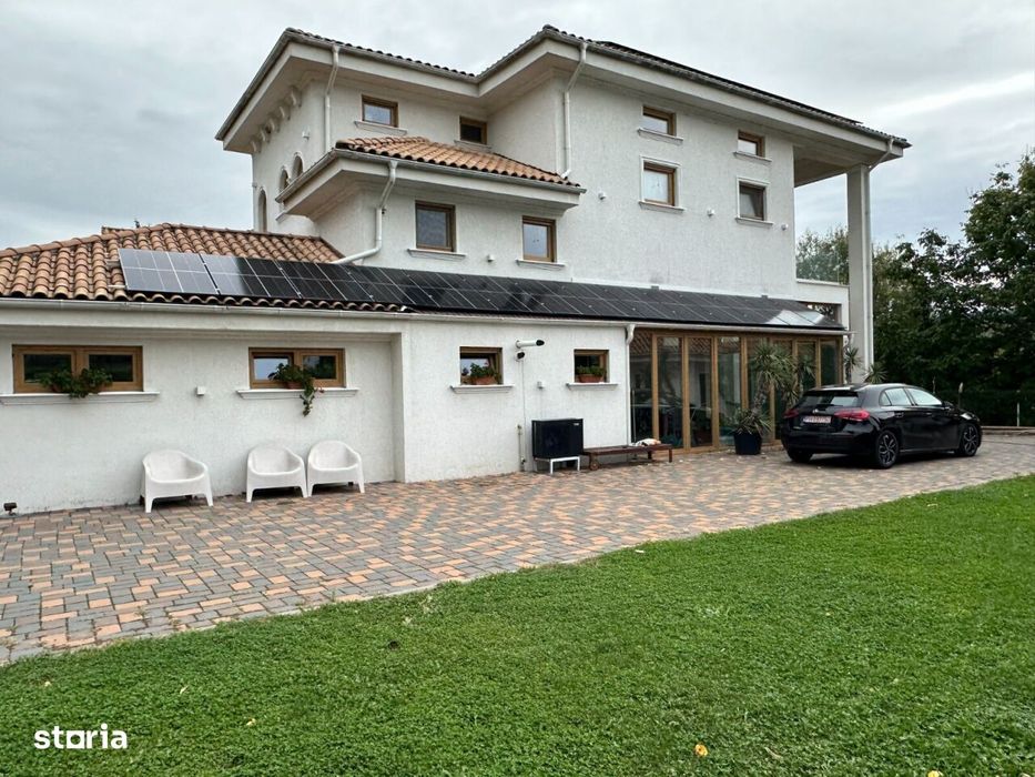 Vilă de Lux Vălenii de Munte - Piscină