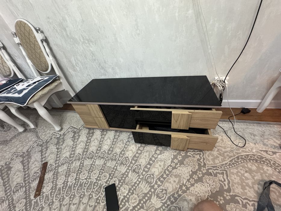 Тумба под телевизор