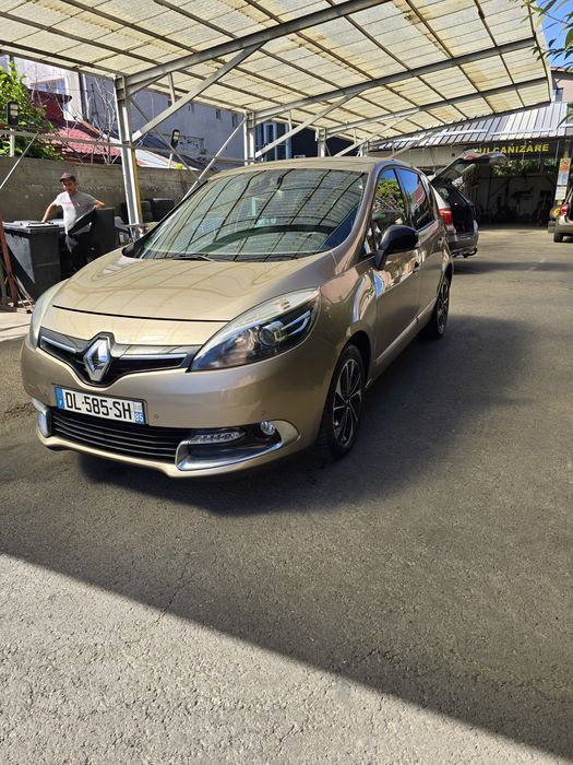 RENAULT Scenic 2015 — imagine 3