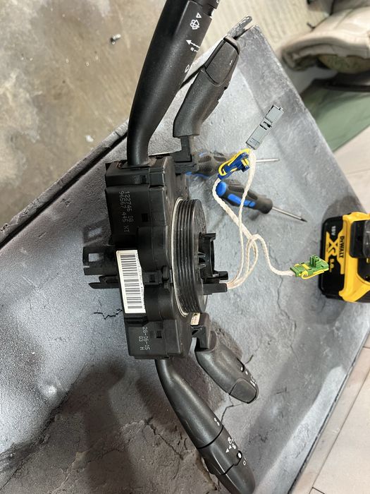 Spira volan maneta semnalizare peugeot 307