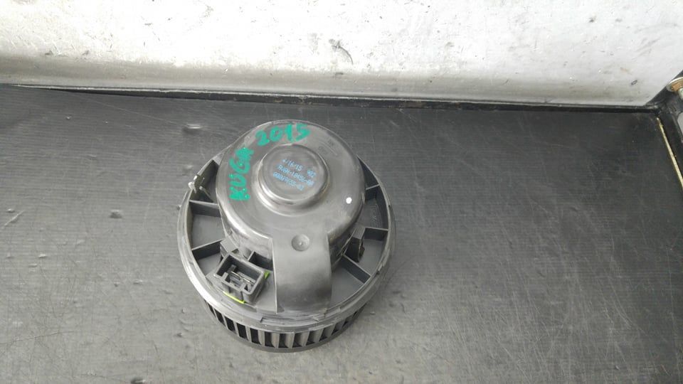 Aeroterma ford kuga 2 dm2 av6n18456aa